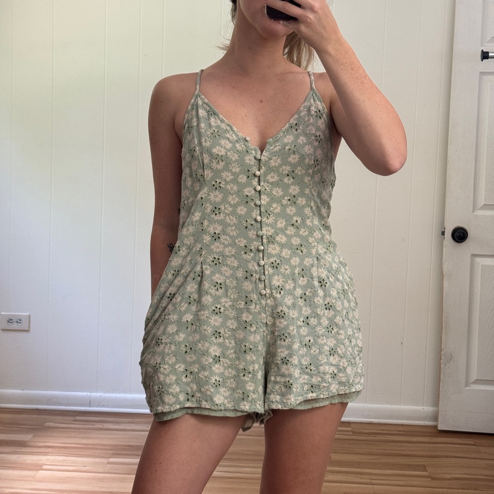 Urban Outfitters Floral Green Women's Romper Button Front Tie Back